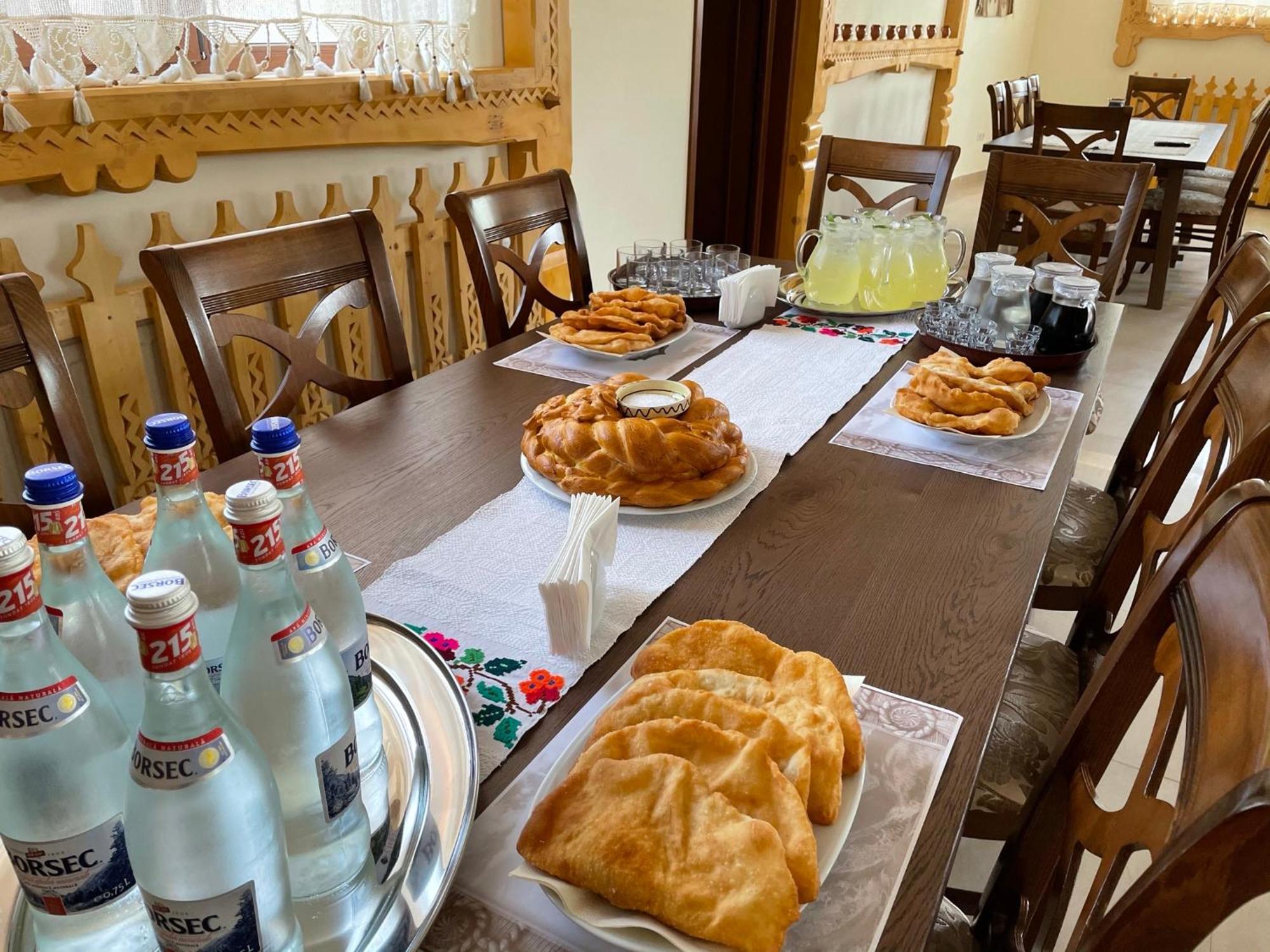 Pensiunea Valea Muntelui Bîrsana 外观 照片